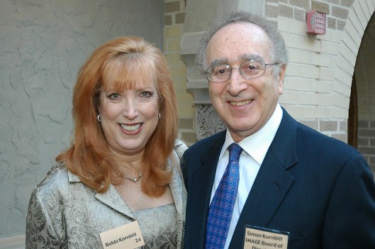 Si and his wife, Bobbi, who is an award-winning author.