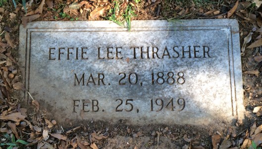 I was looking for Effie and her sister (who was not far from her) and she let me know where she was. 