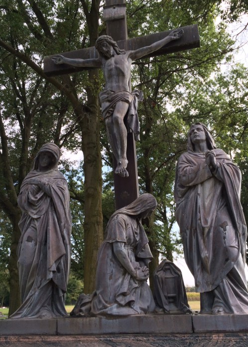 This very large monument was not made for someone famous. But she was important to those who knew her.