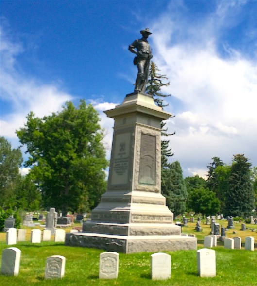 The base of the Spanish American War Memorial's statue was dedicated in 1911 and the top in 1917.